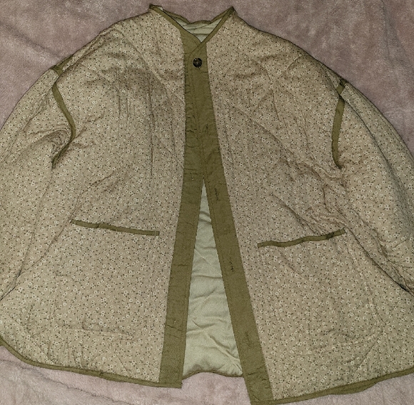Blank NYC Women's Tan Quilted Puffer Jacket - Picture 3 of 6
